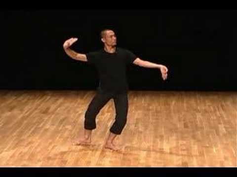 Pichet Klunchun and Myself : Jerome Bel