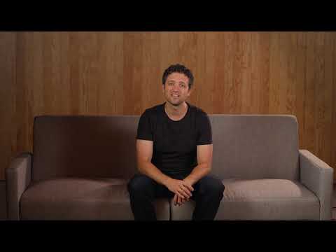 Speaking in Tongues vs. Prophecy?!? 1 Corinthians 14 [Daily Bible Study]