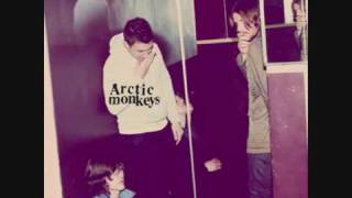 Arctic Monkeys - The Jeweller&#39;s Hands - Humbug