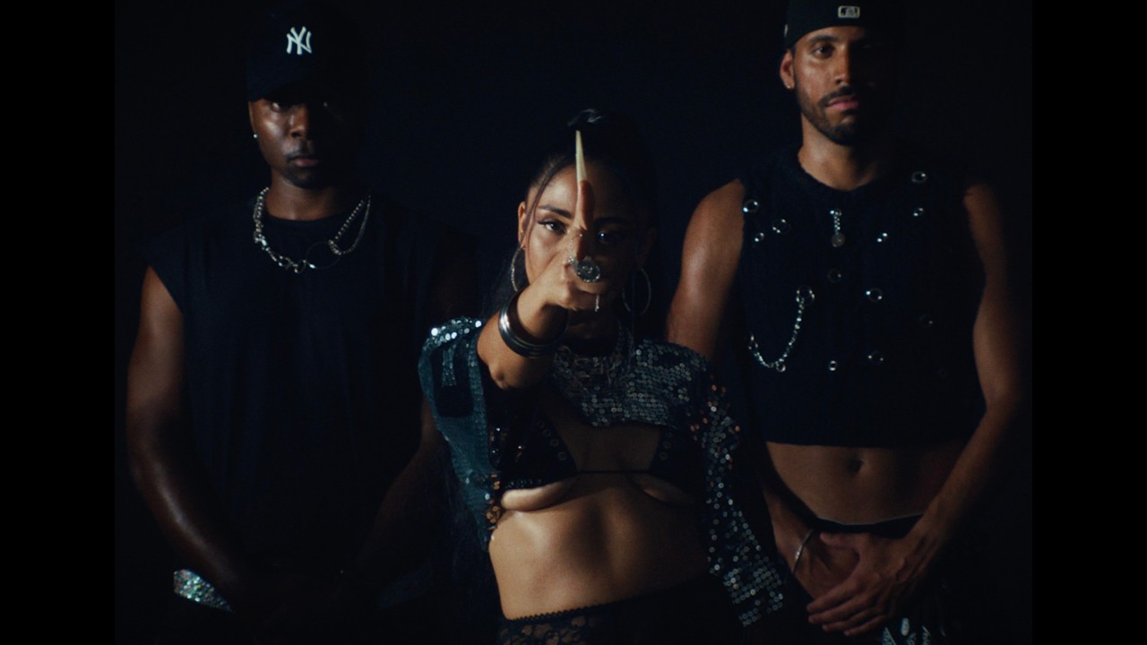 Lennis Rodriguez - BADDIE COMPLETA (Video Oficial)
