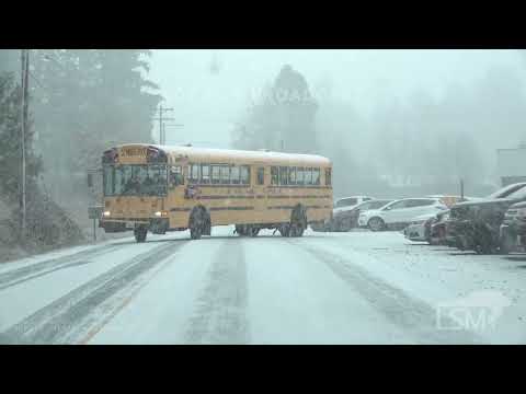 11-29-2022 Everett, WA - Winter Storm Beginning Near Seattle