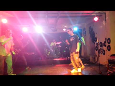 Yellow Sunset FCF közr. Tropa Live (Rongy kocsma)