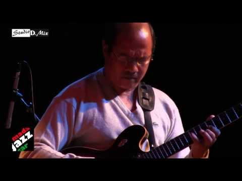 Datita Rabeson -"Ankoso-Bolamena" (Traditional Malagasy Song)