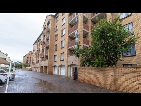 2 Bedroom Flat in Die Hoewes