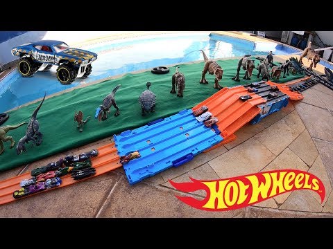 HOT WHEELS Montanha Impactante Com Corrida Carrinhos de Brinquedos #229