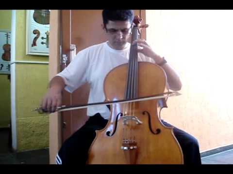 Cello Strad Autor: Roger Silva