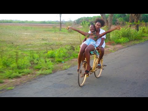 Dri - Nha Bicicleta Feat Ismi ( Video Oficial )
