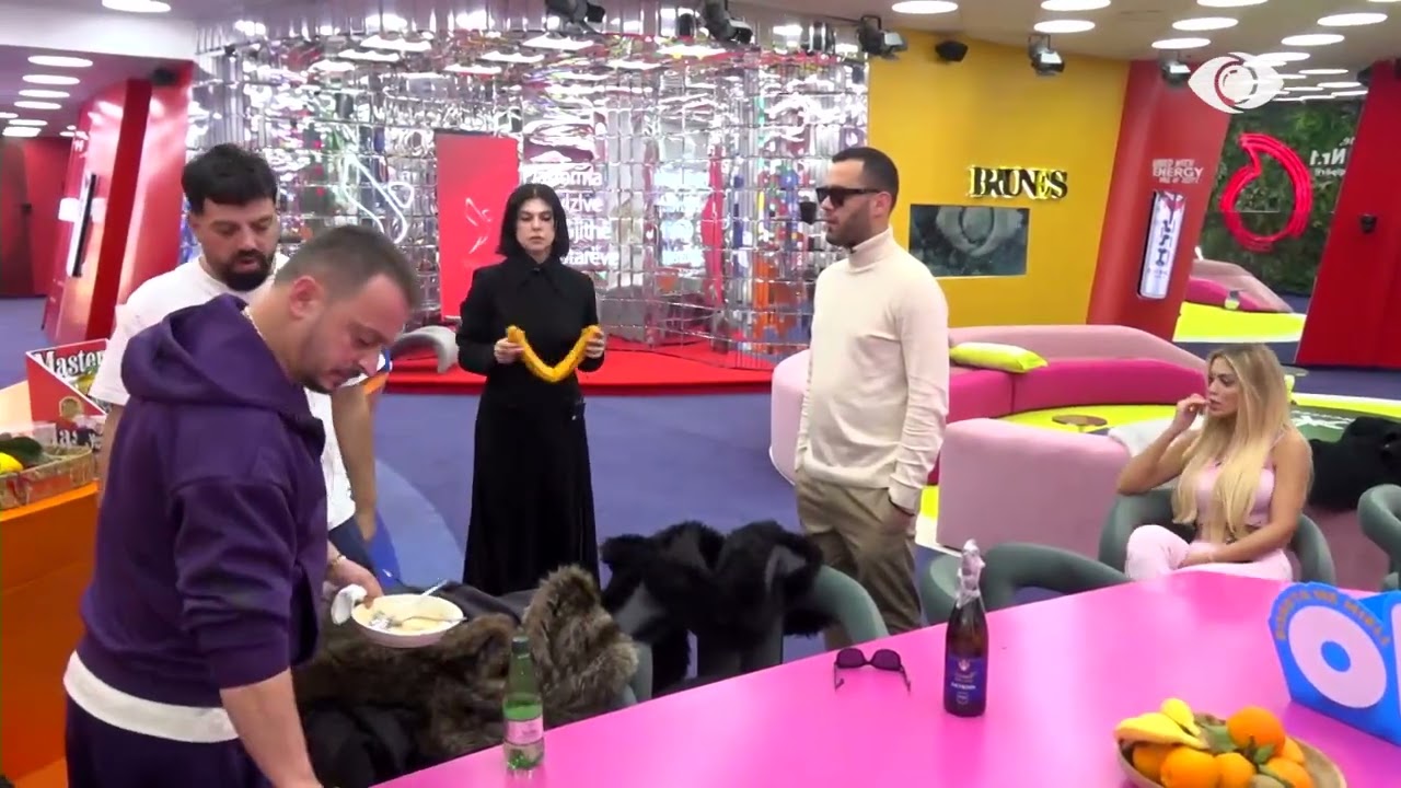 Të gjitha janë problem këtu/ Stine banorëve për situatën e Selin dhe Mirit: Nuk dua të përfshihem