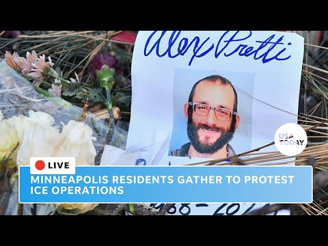 Minneapolis demonstrators protest ICE outside office of Sen. Amy Klobuchar