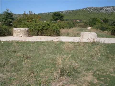 IVAN VIDOVIĆ:"KAMENITA GRADINA"-svojoj ženi Bojani posvećujem