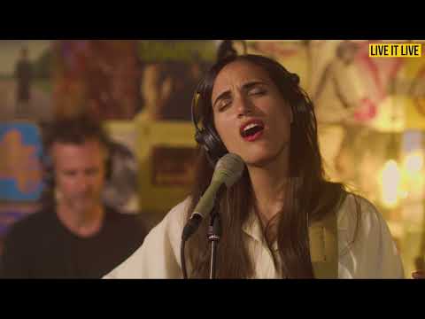 LEA LU - WOLF (live)