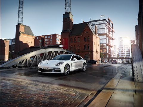 2019 Porsche Panamera 4 E-Hybrid Overview