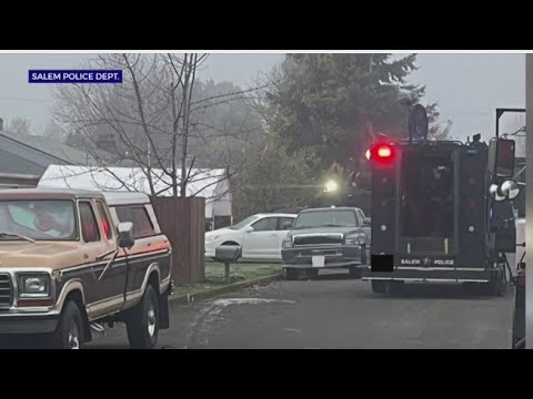 Man arrested after standoff with Salem SWAT