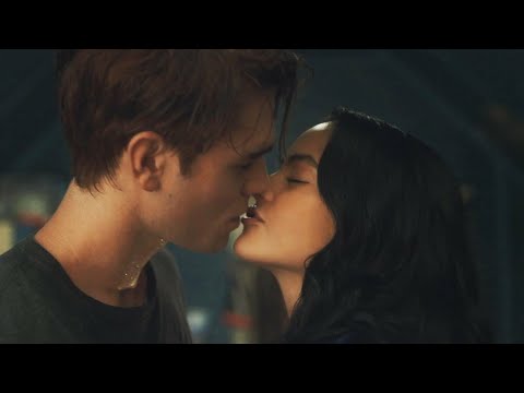 Riverdale: Season 5 / Kiss Scenes — Archie and Veronica (KJ Apa and Camila Mendes)
