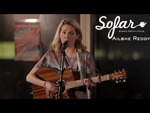 Ailbhe Reddy - Never Loved | Sofar London