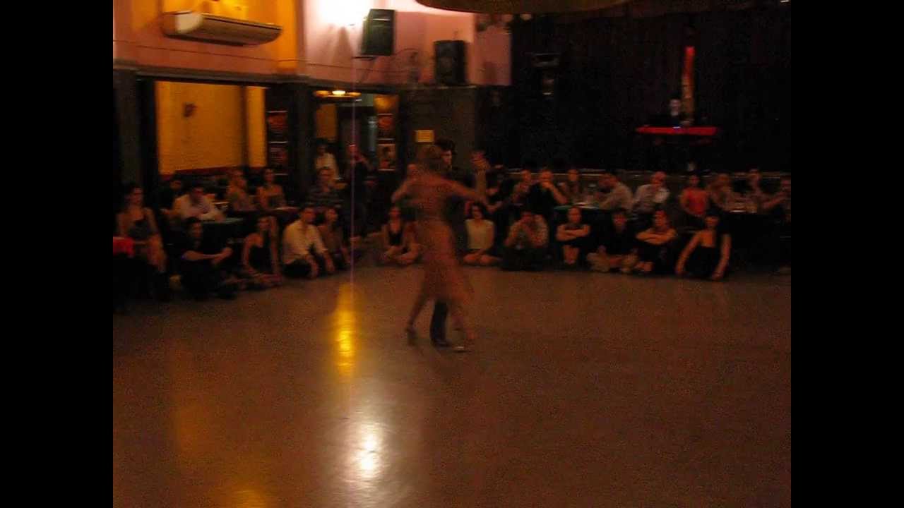 EUGENIA PARRILLA y YANICK WYLER en Viva La Pepa! Milonga (1/3)