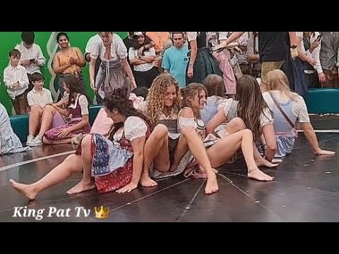 BEAUTIES SLIDE OFF THE TEUFELSRAD, OKTOBERFEST MUNICH 2025, PT.4 [4K]