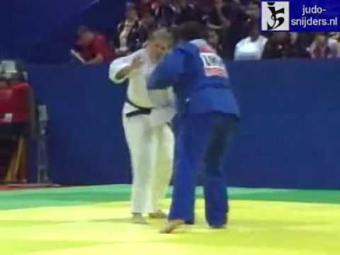 Judo 2009 Paris: Kindzerska (UKR) - Jaworska (POL) [+78kg].