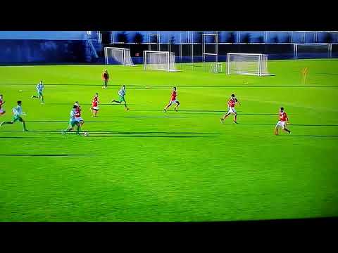 Antonio Magro n. 8 Benfica Lusitano sub 15