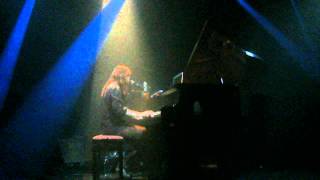 Soap & Skin -  Voyage Voyage (Desireless cover) LIVE AT TIVOLI DE HELLING,UTRECHT