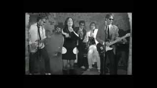 Agua Calientes - Un&#39;altra voce