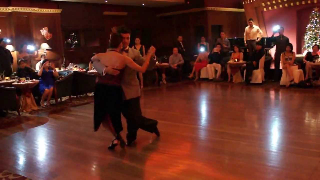 Singapore Tango Weekend - Sebastian Achaval & Roxana Suarez 1/2 @ RTC Sparkling Xmas Milonga