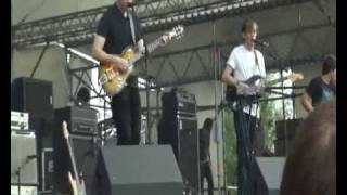 Bombay Bicycle Club -   Dust On The Ground (Dockville 2010)