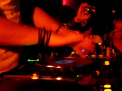 AXWELL @ Hamnplan 5 - Michael Jackson's Beat It