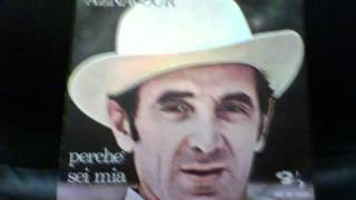 Kadr z teledysku Perché sei mia tekst piosenki Charles Aznavour