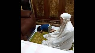 Download lagu Adik jadi imam untuk bunda mp3 Download lagu Adik jadi imam untuk bunda mp3