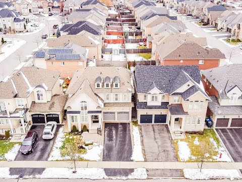 Home for sale at 32 Eaglesprings Crescent, Brampton, ON L6P 2V8
