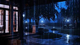 A night of heavy rain overlooking a lawn drenched by rain, seen from the balcony, Chuva de Madrugada