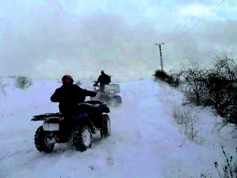 ATV DEVA - Muncel pe zapada 15.01.2012 - KQ si Grizzly