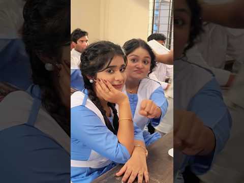 Classroom Love ❤️😮 #cutecouple  #firstlove #schoollovestory #funny #cutelovestory #schoolgang