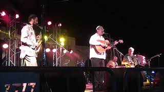 Shlomo Carlebach Medley │Klezmers מחרוזת│ כלייזמרים צפת Benyamin Steinberg (הזמר והיוצר בנימין שטיינברג) - התמונה מוצגת ישירות מתוך אתר האינטרנט יוטיוב. זכויות היוצרים בתמונה שייכות ליוצרה. קישור קרדיט למקור התוכן נמצא בתוך דף הסרטון