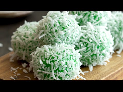 Indonesian Sweet Rice Cakes - Klepon / Onde Onde [20 Minute Recipe!]