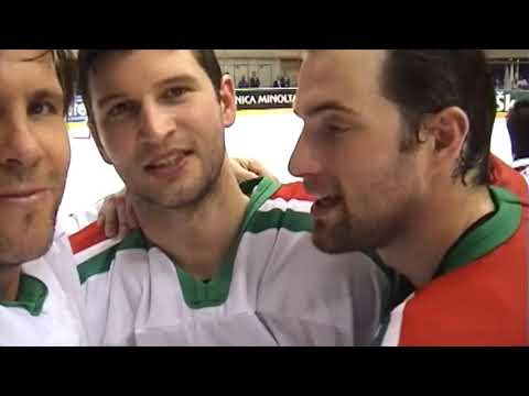 Ünneplés a jégen a Magyarország-Ukrajna meccs után, Sapporo 2008