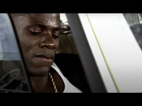 Blockers: Nausea in the limo HD CLIP