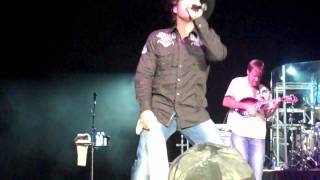 Clay Walker - Cold Hearted (Laredo, TX 7/10/10)