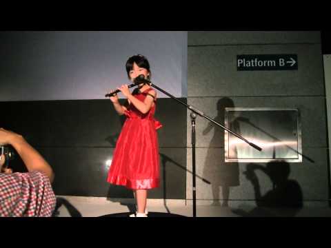 Somewhere Over The Rainbow by Ong Yi Ting, Goh Jue Yie and Tao Nan School Choir
