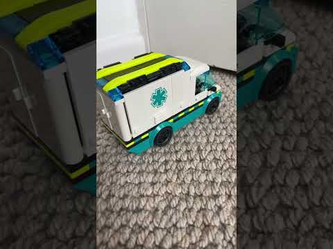 Lego city ambulance review