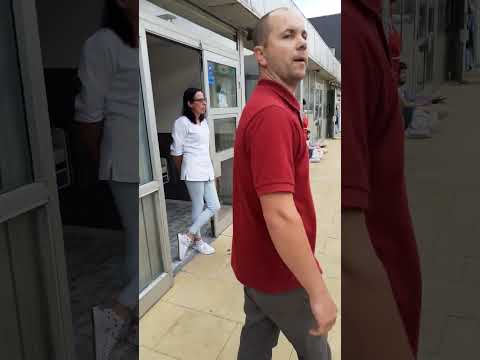 Evanghelizare in piata din Constanta.  Numele Lui Hristos a enervat oamenii.