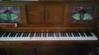 Notre Dame fight song (piano)