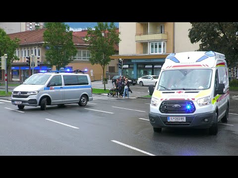 MÜG räumt mit Horn & Blaulicht Kreuzung für Rettungswagen ÖRK Innsbruck
