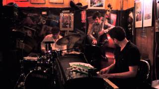 Sugarman (Rodriguez) - Kevin Hays Trio (Live)
