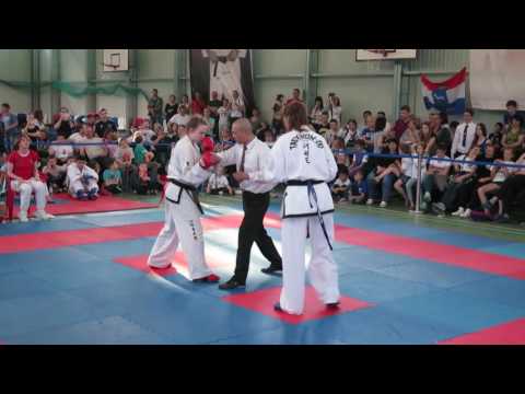 ПРО-таэквондо ИТФ Кубок Покрова 2016 Костелецкая Анастасия - Круглова Анна финал