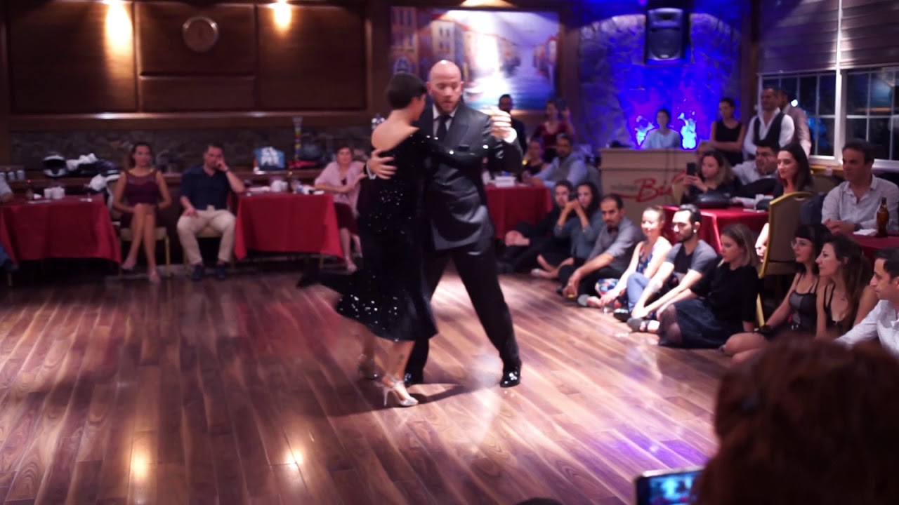 Alper Ergökmen & Selen Sürek / Dichas Que Vivi - 4/5