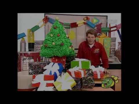 Art Attack - Christmas Cracker (1994): “Holiday Bin Bag Liner Gift Wrapper” [HD/HQ]