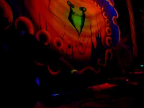 Flegma & Nerso live @ Odysee 2010.avi