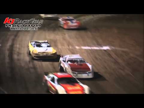 Super Sedans - Heat 4 - Queensland Title - Charlton Raceway - 06.04.12